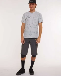 DHaRCO Tops*Mens Short Sleeve Jersey | Cookies and Cream