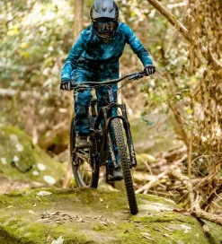 DHaRCO Tops*Womens Gravity Jersey | Snowshoe
