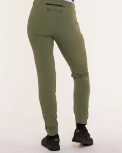 DHaRCO Bottoms*Womens Gravity Pants | Gorilla Green