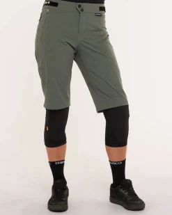 DHaRCO Bottoms*Womens Gravity Shorts | Gorilla Green
