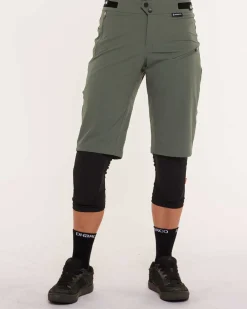 DHaRCO Bottoms*Womens Gravity Shorts | Gorilla Green
