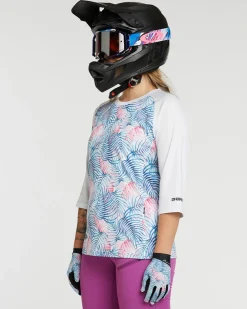 DHaRCO Tops*Womens 3/4 Sleeve Jersey | Summer Vibe
