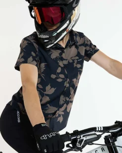 DHaRCO Tops*Womens Tech Party Shirt | Louis