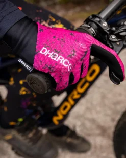 DHaRCO Gloves*Womens Trail Glove | Chili Peppers